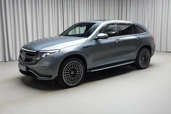Grå Mercedes EQC400 fra 2020