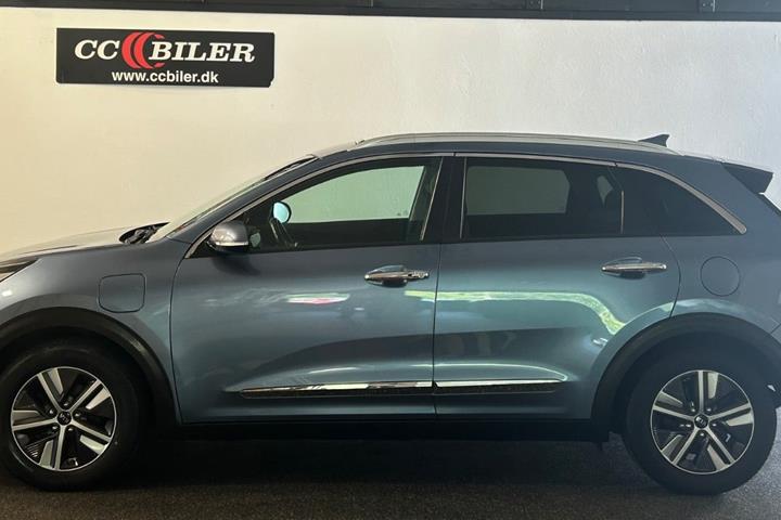 Blå Kia Niro fra 2020