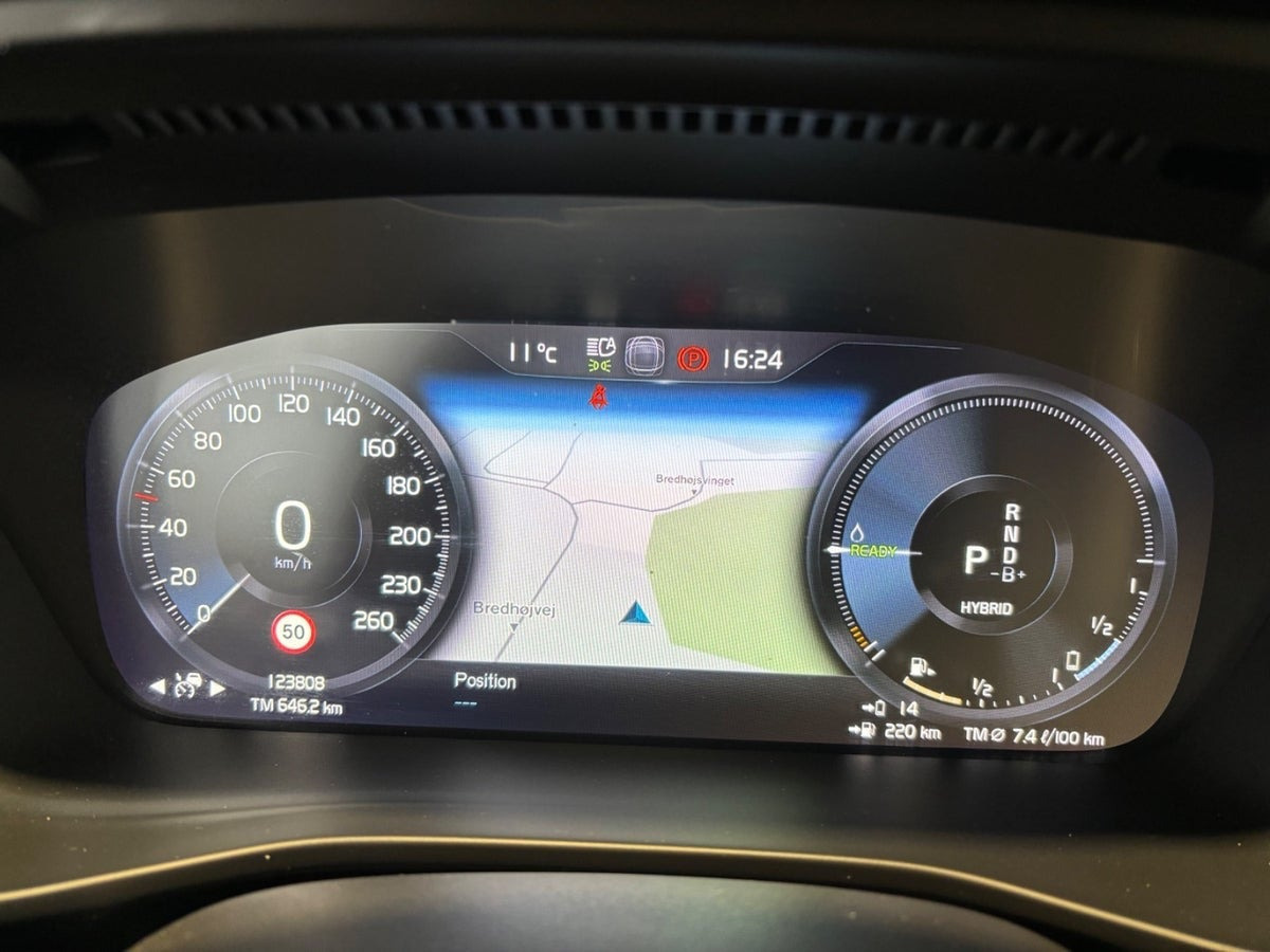 Hvid Volvo XC40 fra 2020