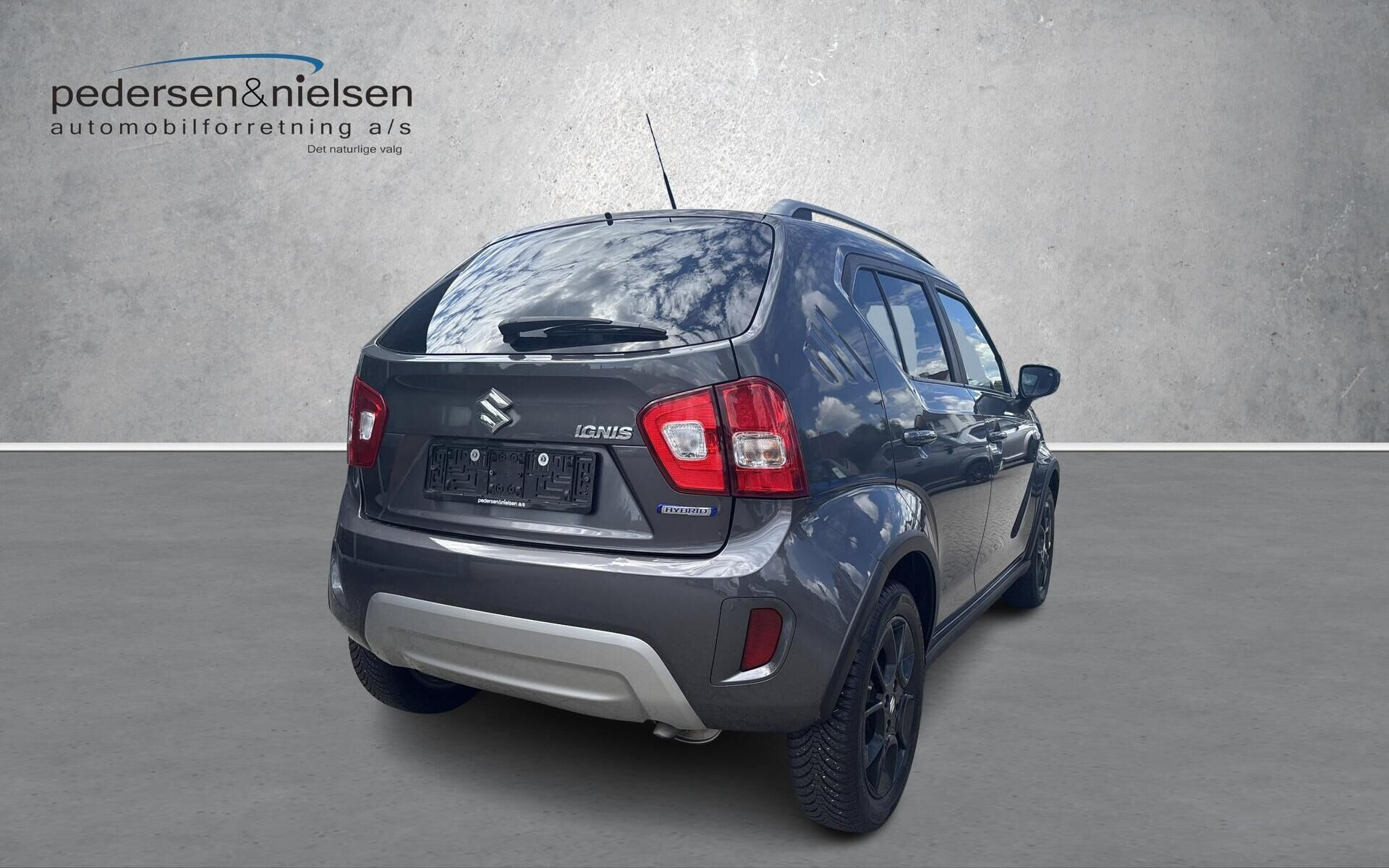 Grå Suzuki Ignis fra 2022