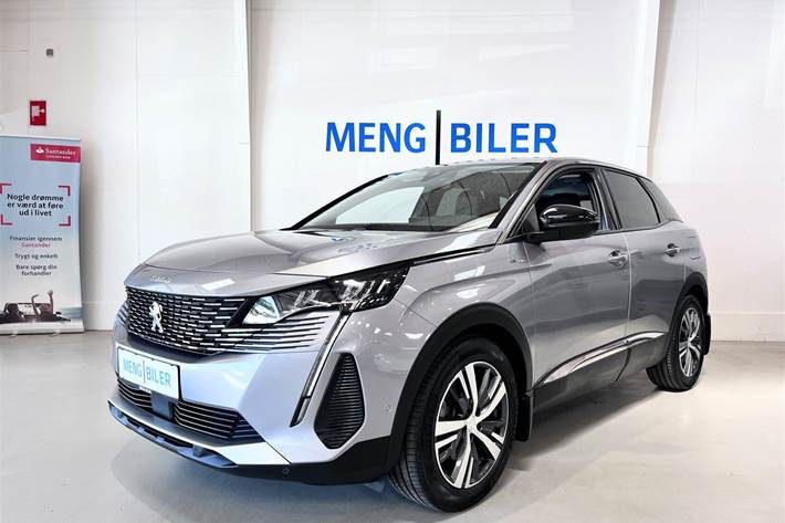 Grå Peugeot 3008 fra 2022 set udefra