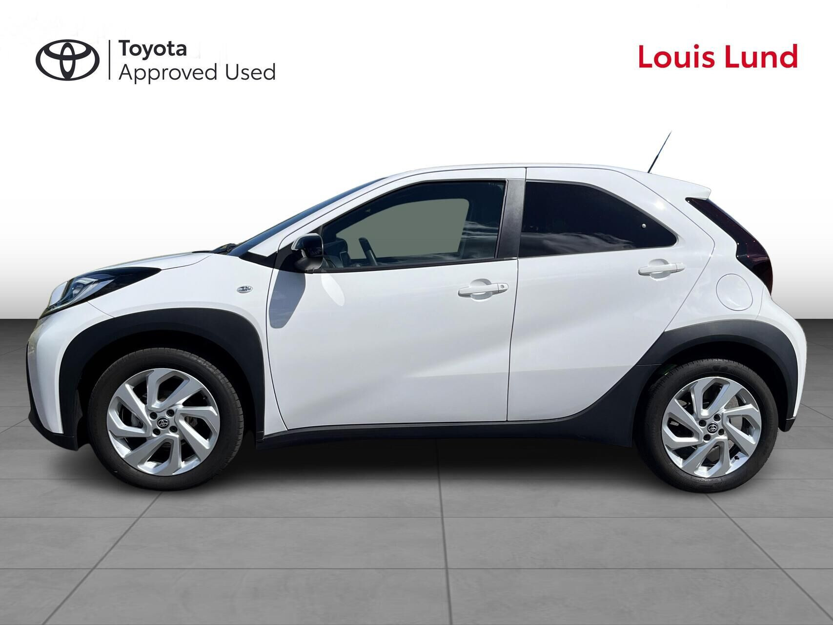 Hvid Toyota Aygo X fra 2025