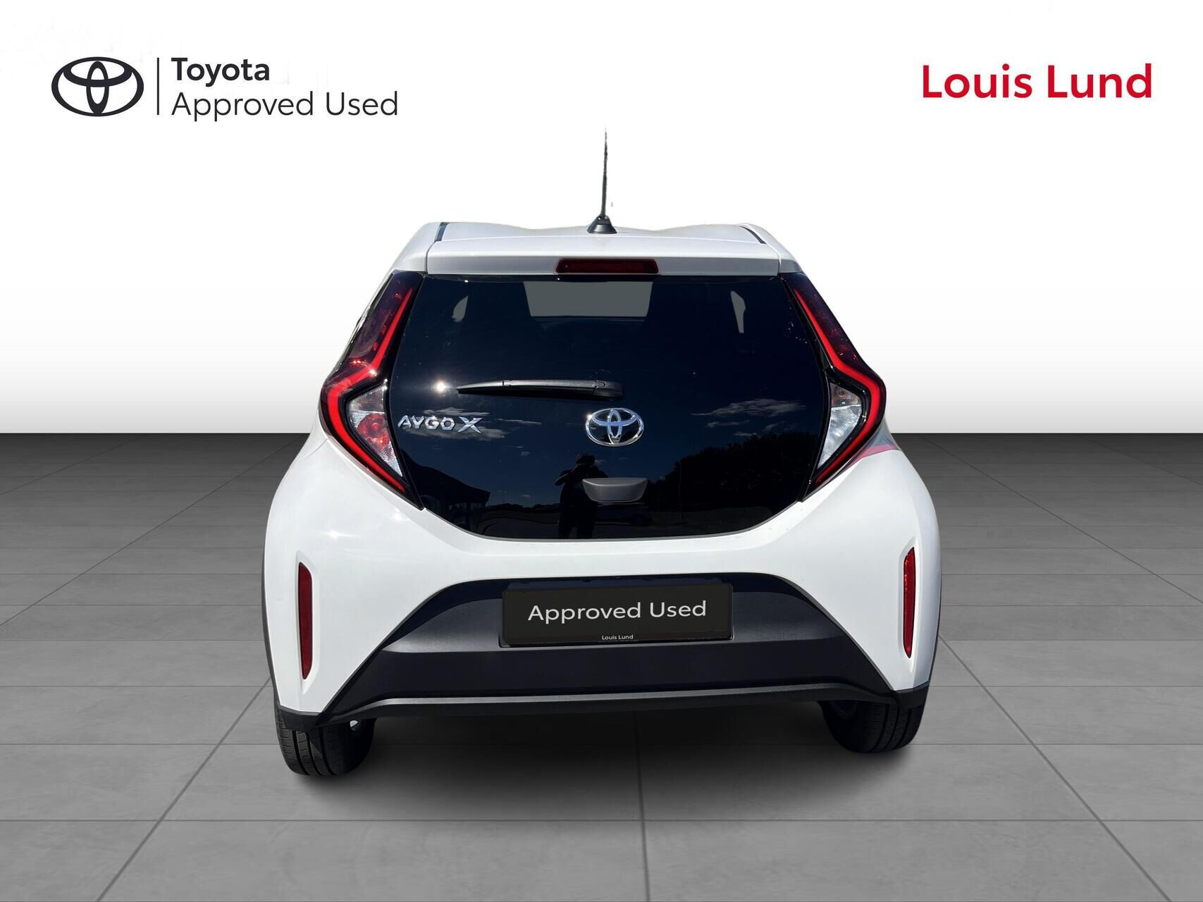 Hvid Toyota Aygo X fra 2025