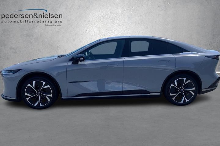 Grå Mazda 6e fra 2025
