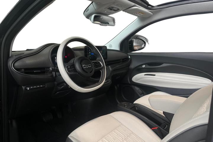 Sort Fiat 500e fra 2023