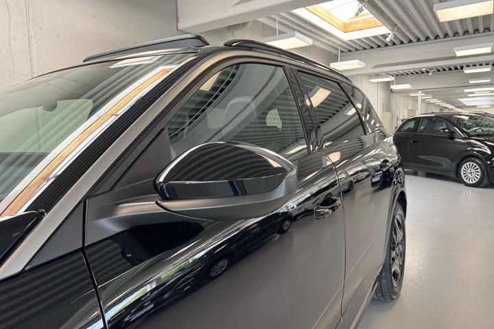 Sort Peugeot e-5008 fra 2026