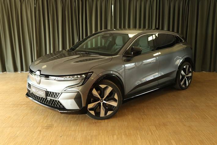 Grøn Renault Megane E-Tech fra 2024