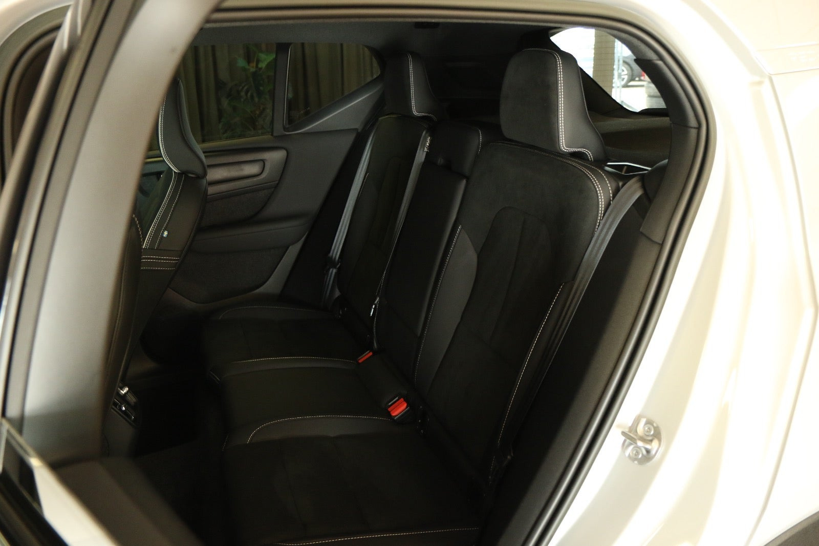Grøn Volvo XC40 fra 2022
