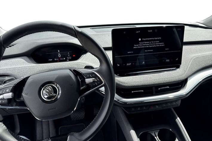 Grå Skoda Enyaq fra 2024
