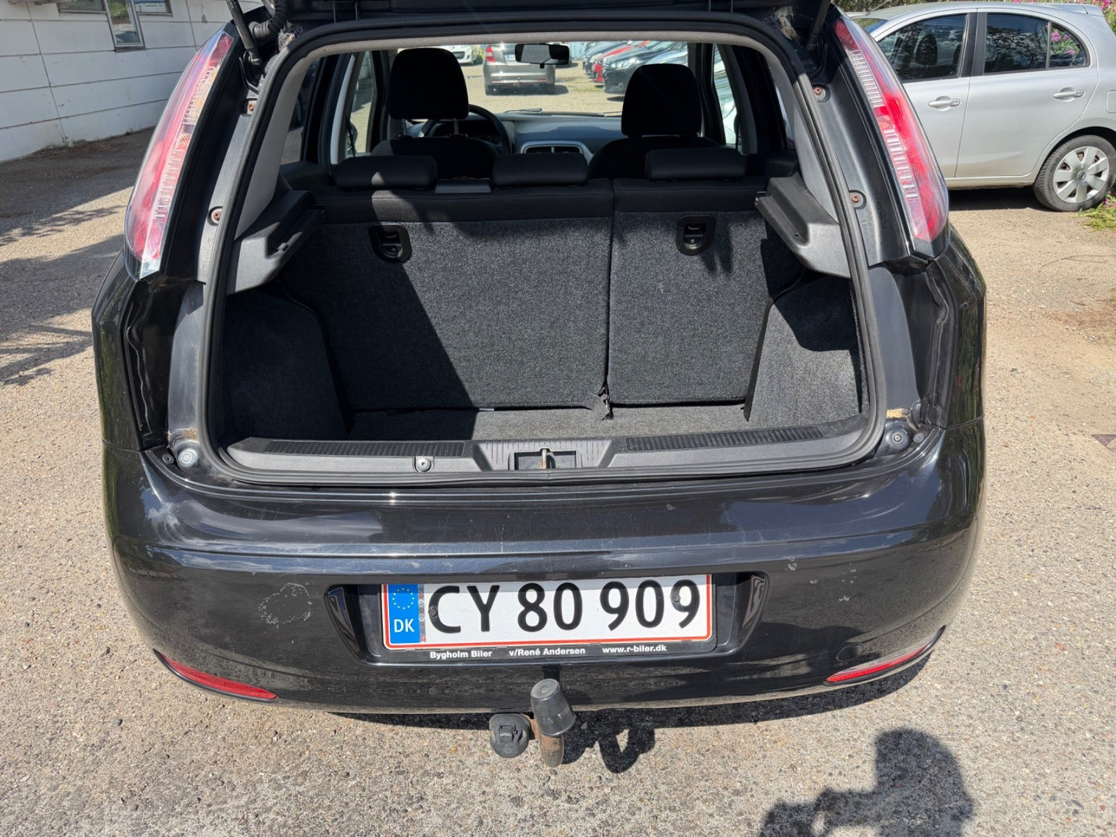 Grøn Fiat Punto fra 2012