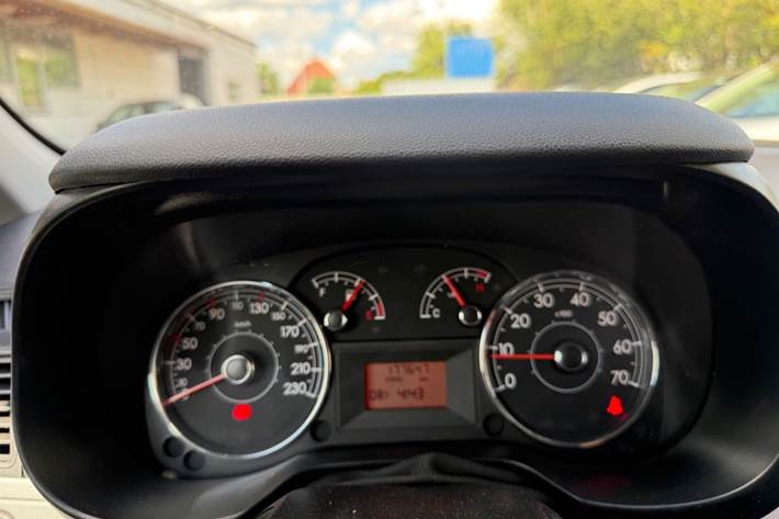 Grøn Fiat Punto fra 2012