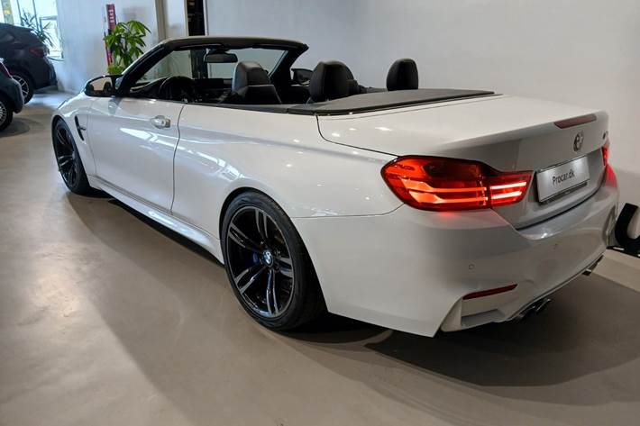 Hvid BMW M4 fra 2015