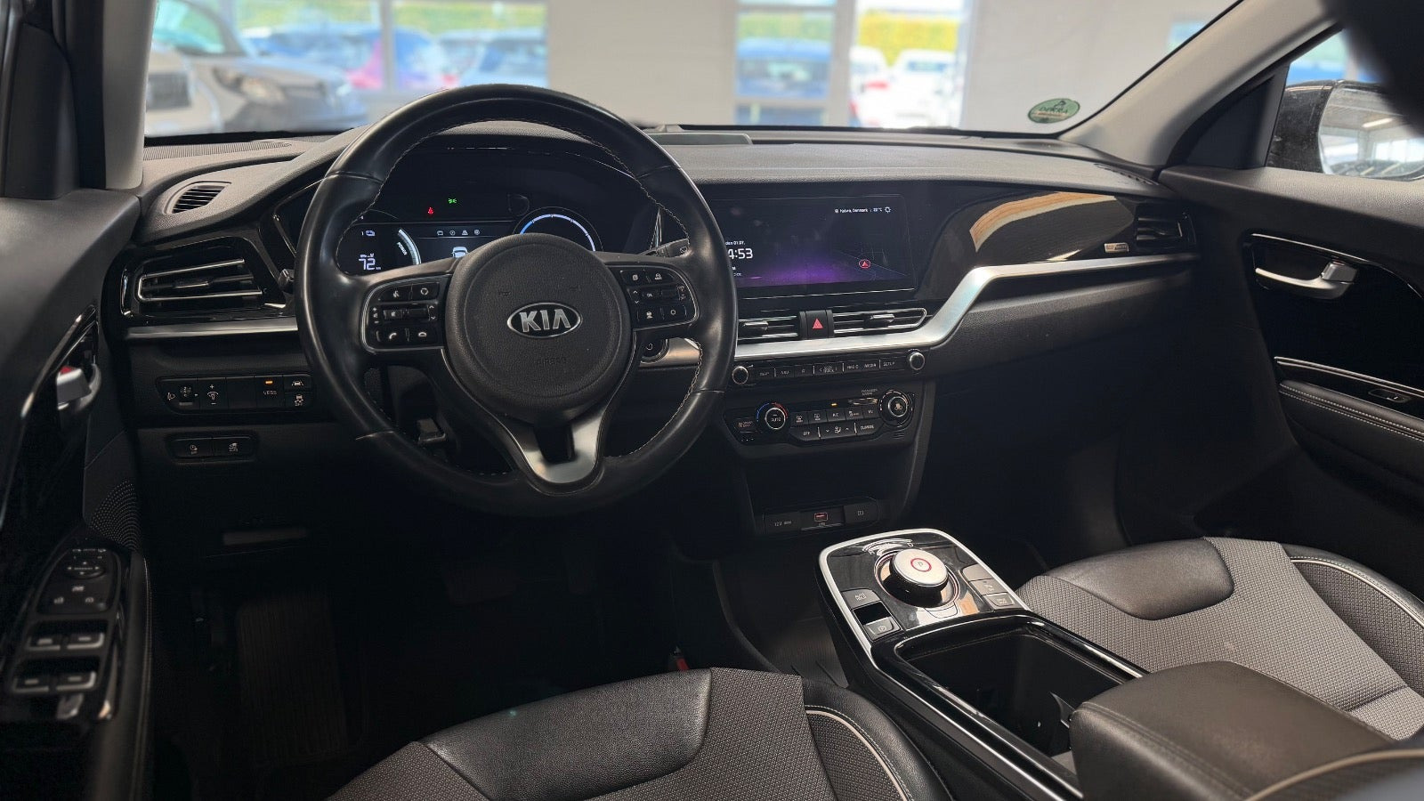 Grå Kia e-Niro fra 2021