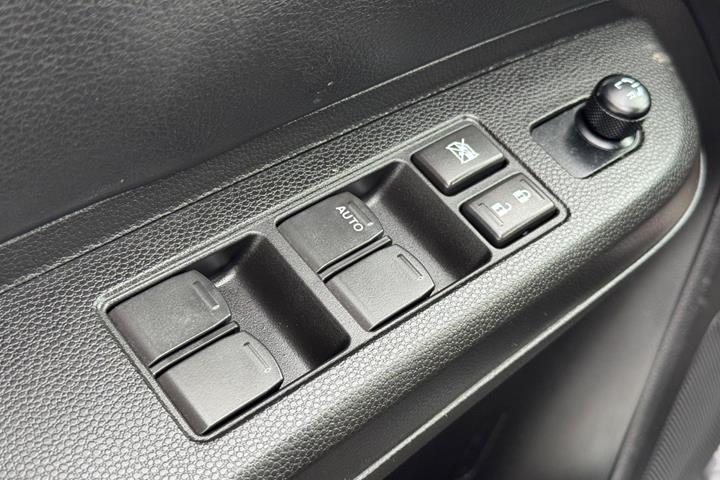 Grå Suzuki Ignis fra 2022