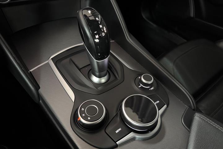 undefined Alfa Romeo Giulia fra 2018