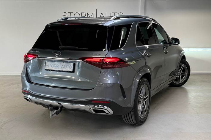 Grå Mercedes GLE350 de fra 2024
