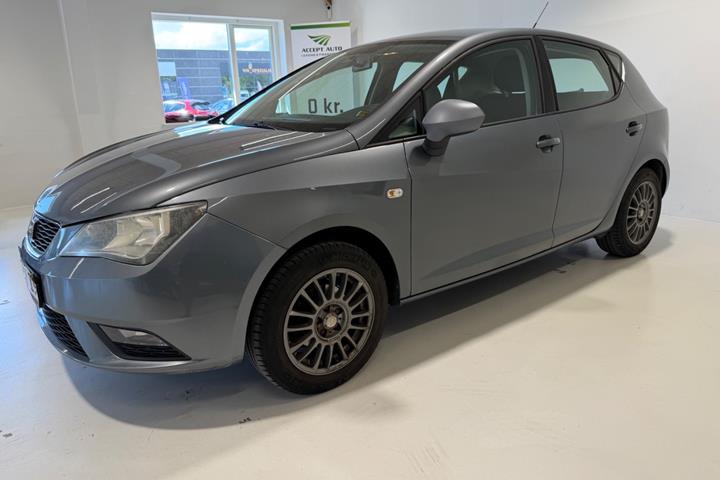 Grå Seat Ibiza fra 2013