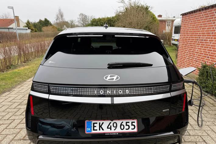 Sort Hyundai Ioniq 5 fra 2025