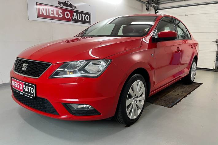 Rød Seat Toledo fra 2015