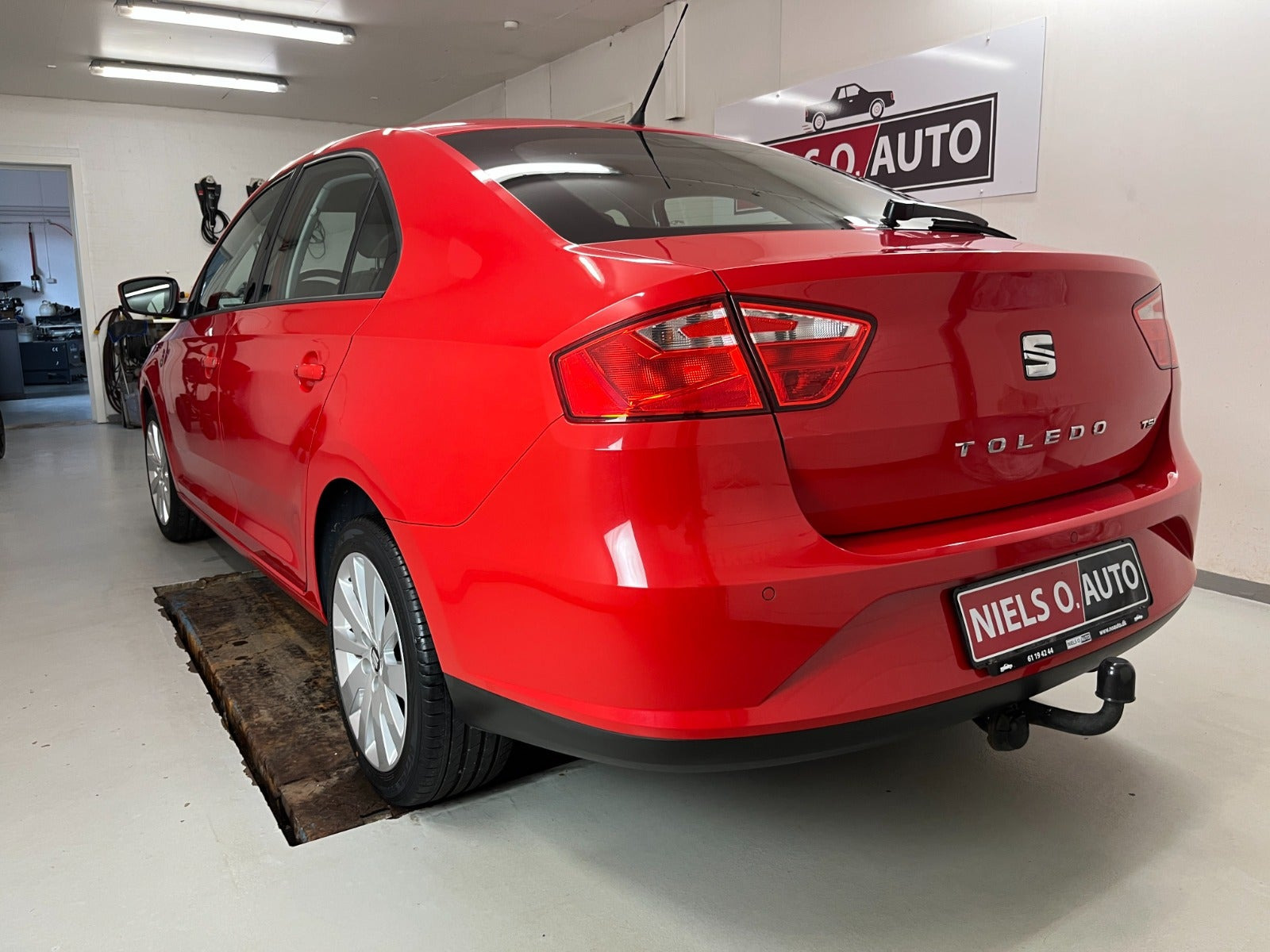 Rød Seat Toledo fra 2015