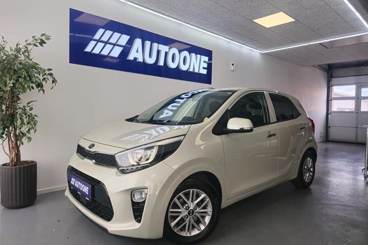 Beige Kia Picanto fra 2021