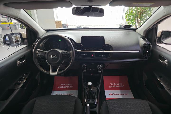 Beige Kia Picanto fra 2021