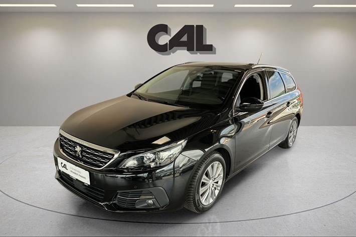 Sort Peugeot 308 fra 2018 set udefra