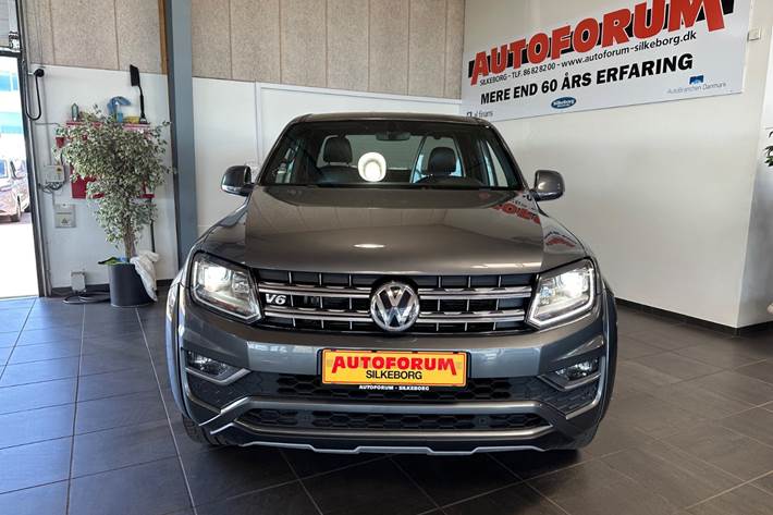Grå VW Amarok fra 2019
