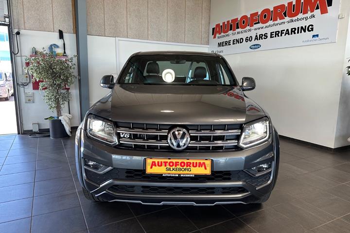 Grå VW Amarok fra 2019