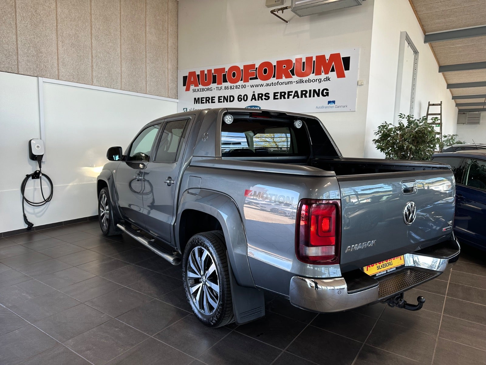 Grå VW Amarok fra 2019