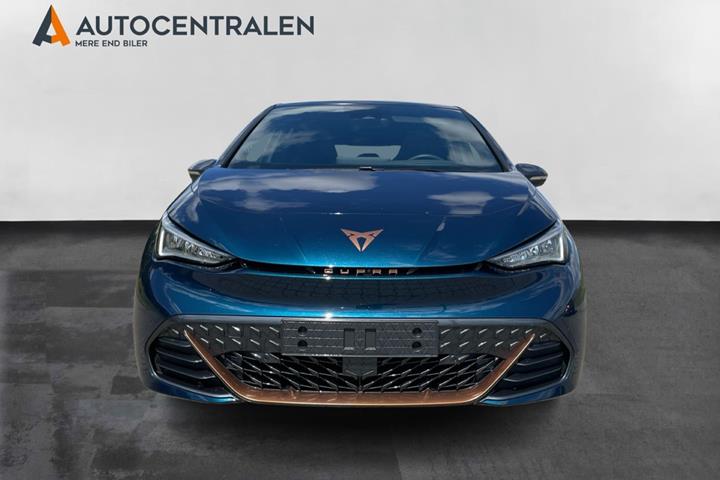 Blå Cupra Born fra 2025