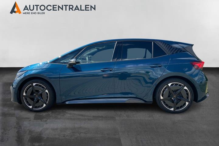 Blå Cupra Born fra 2025