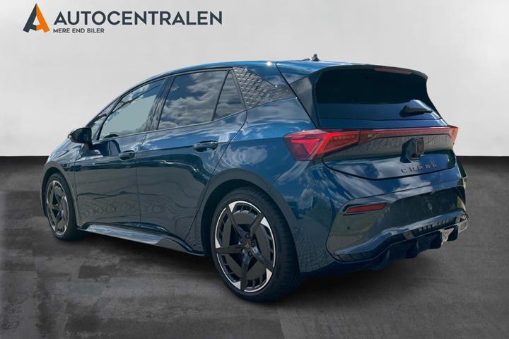 Blå Cupra Born fra 2025