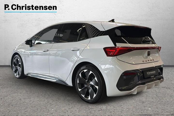 Hvid Cupra Born fra 2024