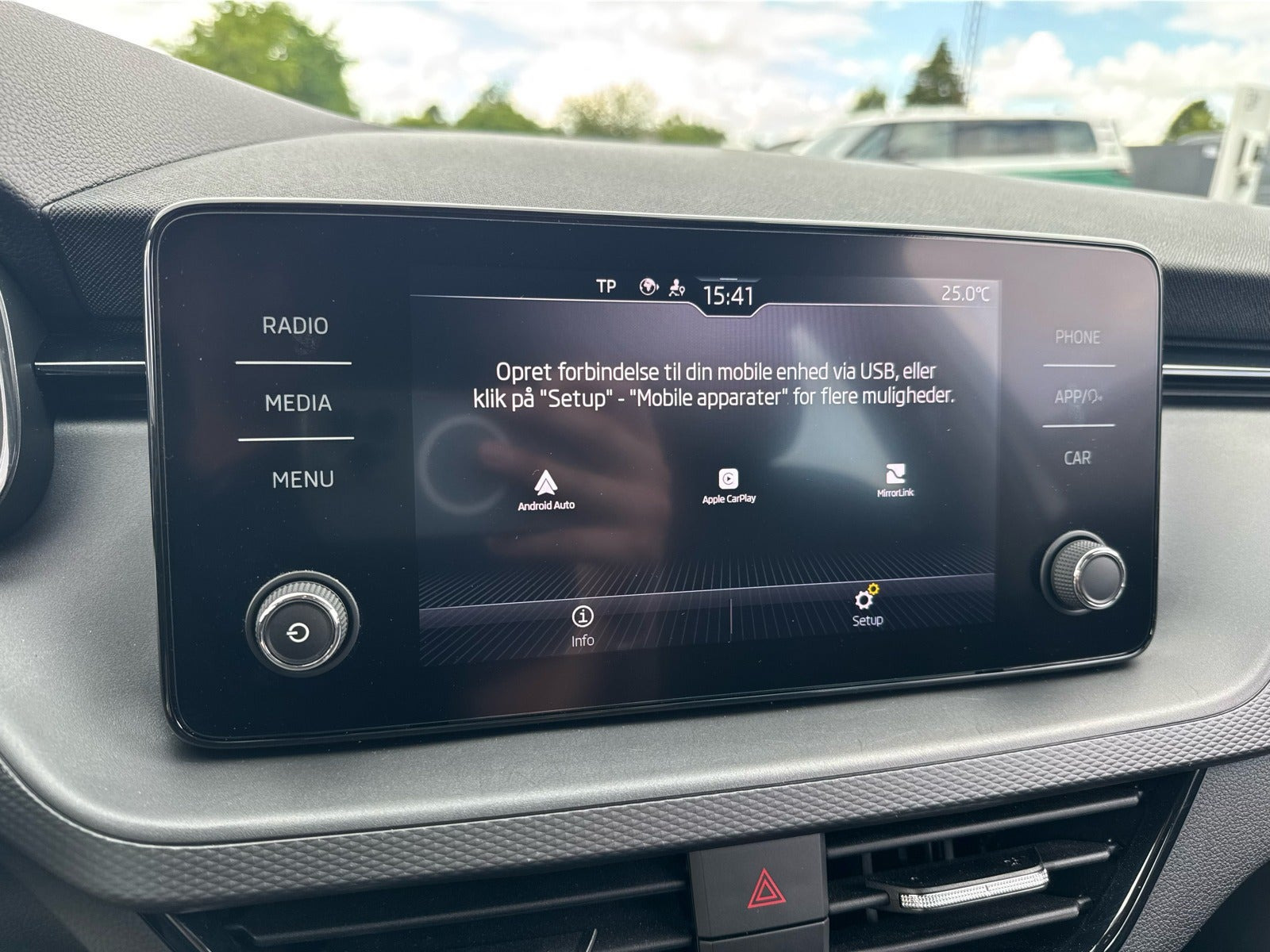 Sølv Skoda Kamiq fra 2022