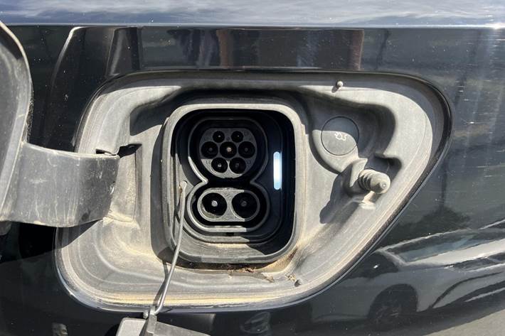 Sort Polestar 2 fra 2023