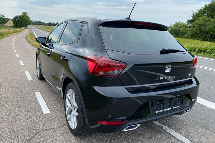 Sort Seat Ibiza fra 2021