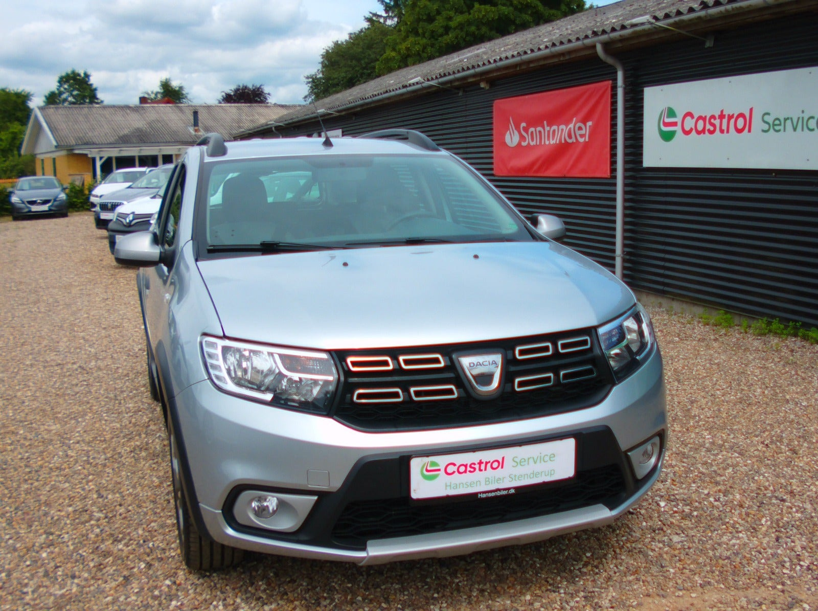Sølv Dacia Logan fra 2020