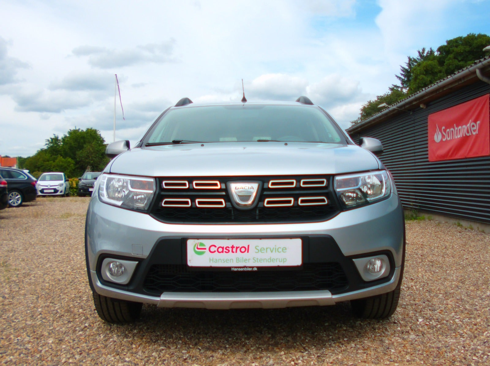 Sølv Dacia Logan fra 2020