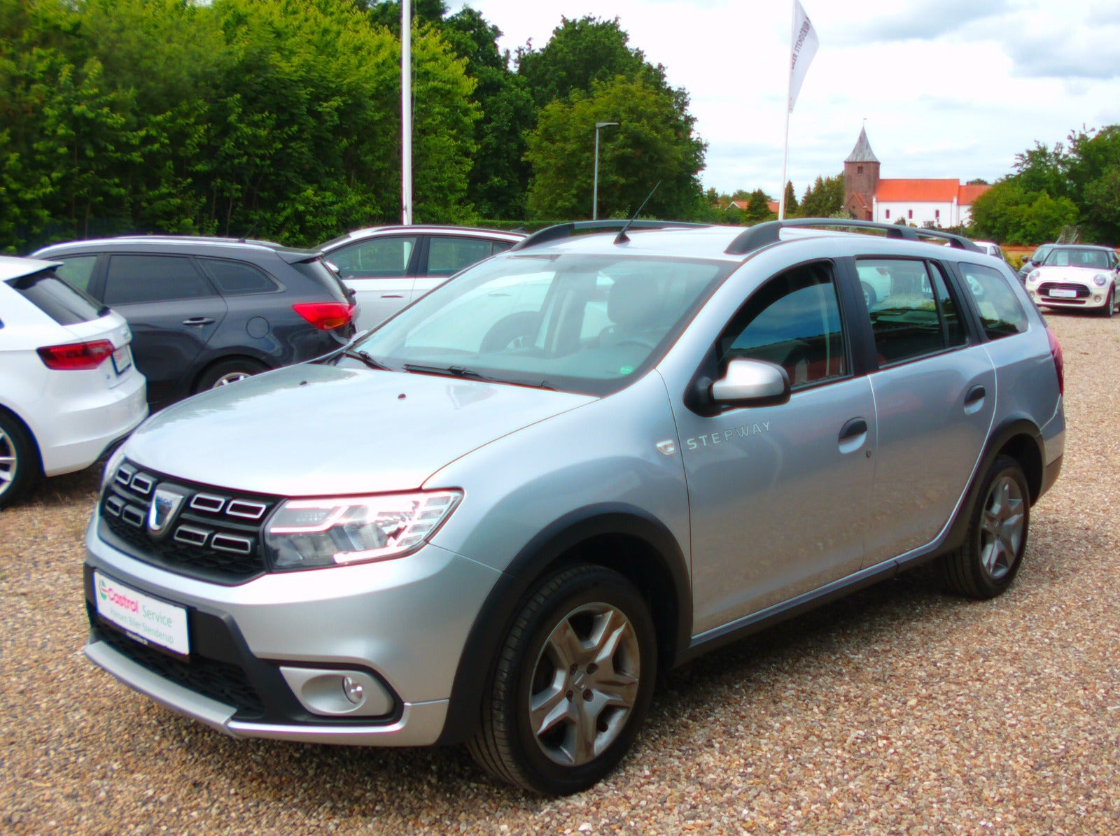 Sølv Dacia Logan fra 2020