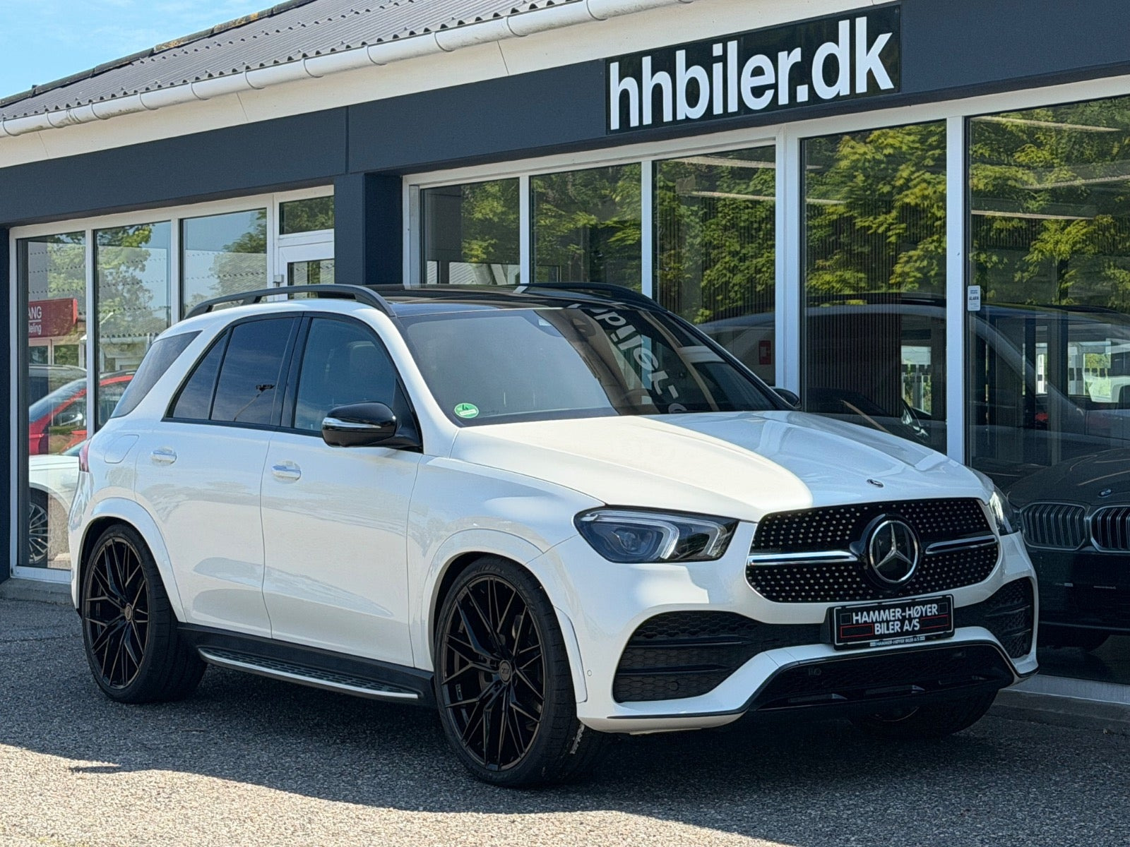 Hvid Mercedes GLE350 de fra 2023