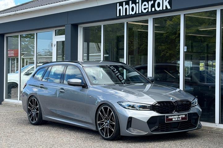 Grå BMW 330e fra 2024 set udefra