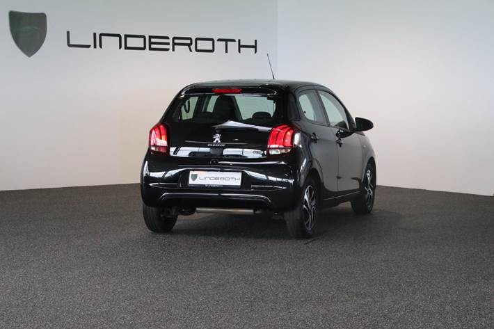 Sort Peugeot 108 fra 2020