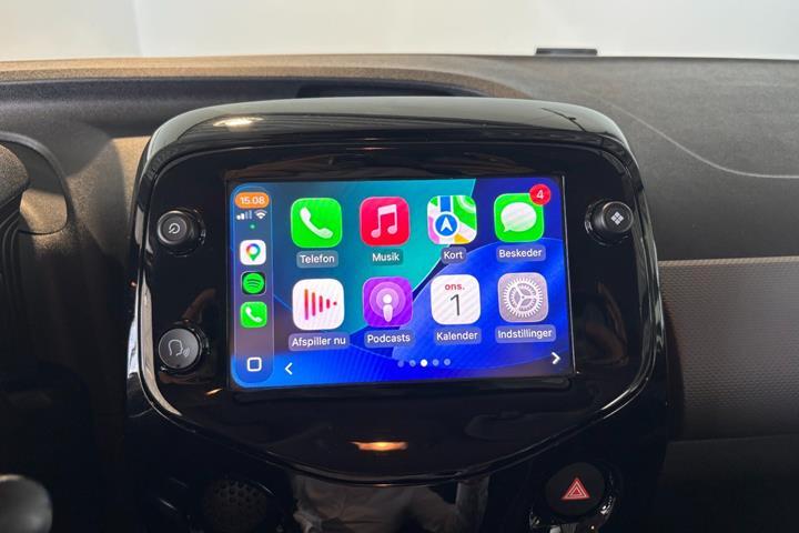 Sort Peugeot 108 fra 2020