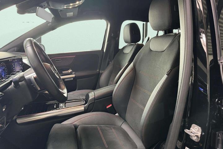 Sort Mercedes EQA250+ fra 2025