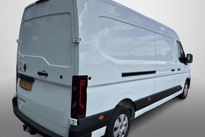 Hvid Renault Master V T35 fra 2026