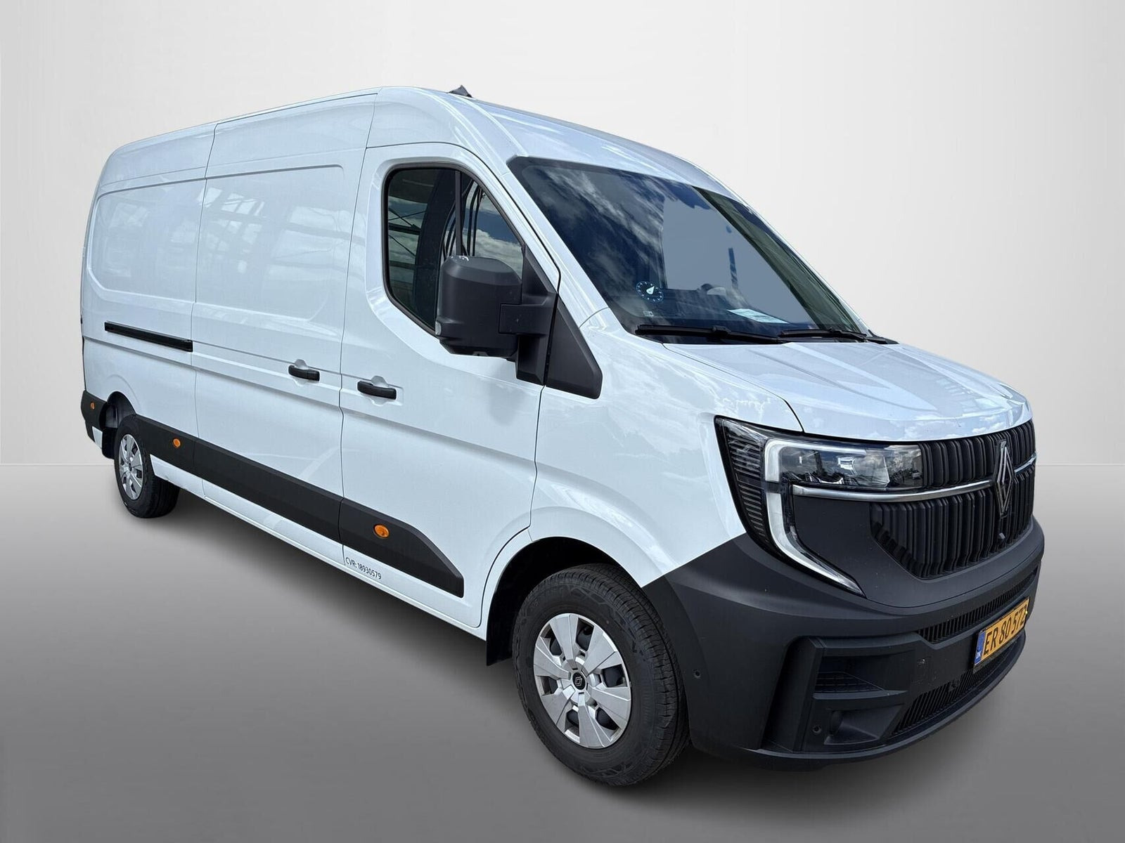 Hvid Renault Master V T35 fra 2026