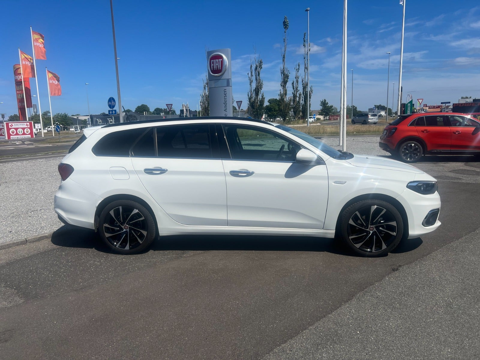 Hvid Fiat Tipo fra 2017