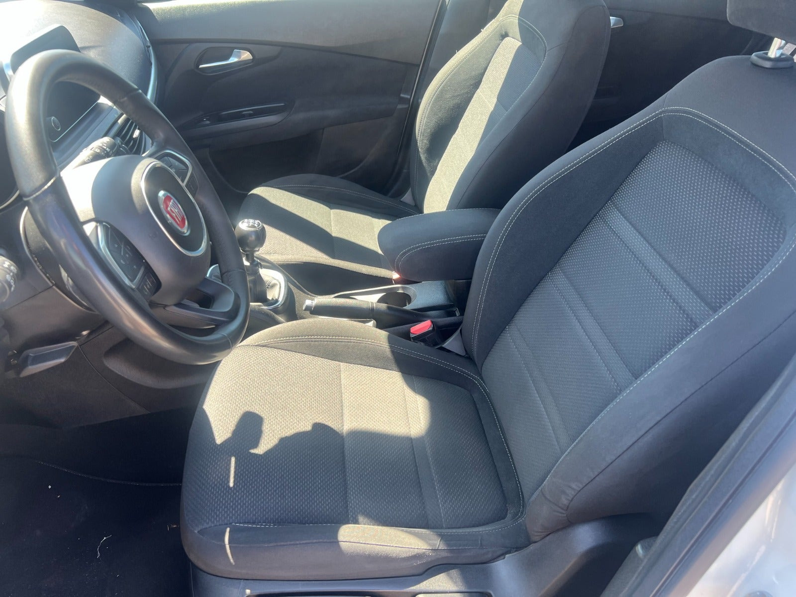 Hvid Fiat Tipo fra 2017