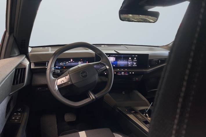 Blå Opel Grandland-e fra 2025